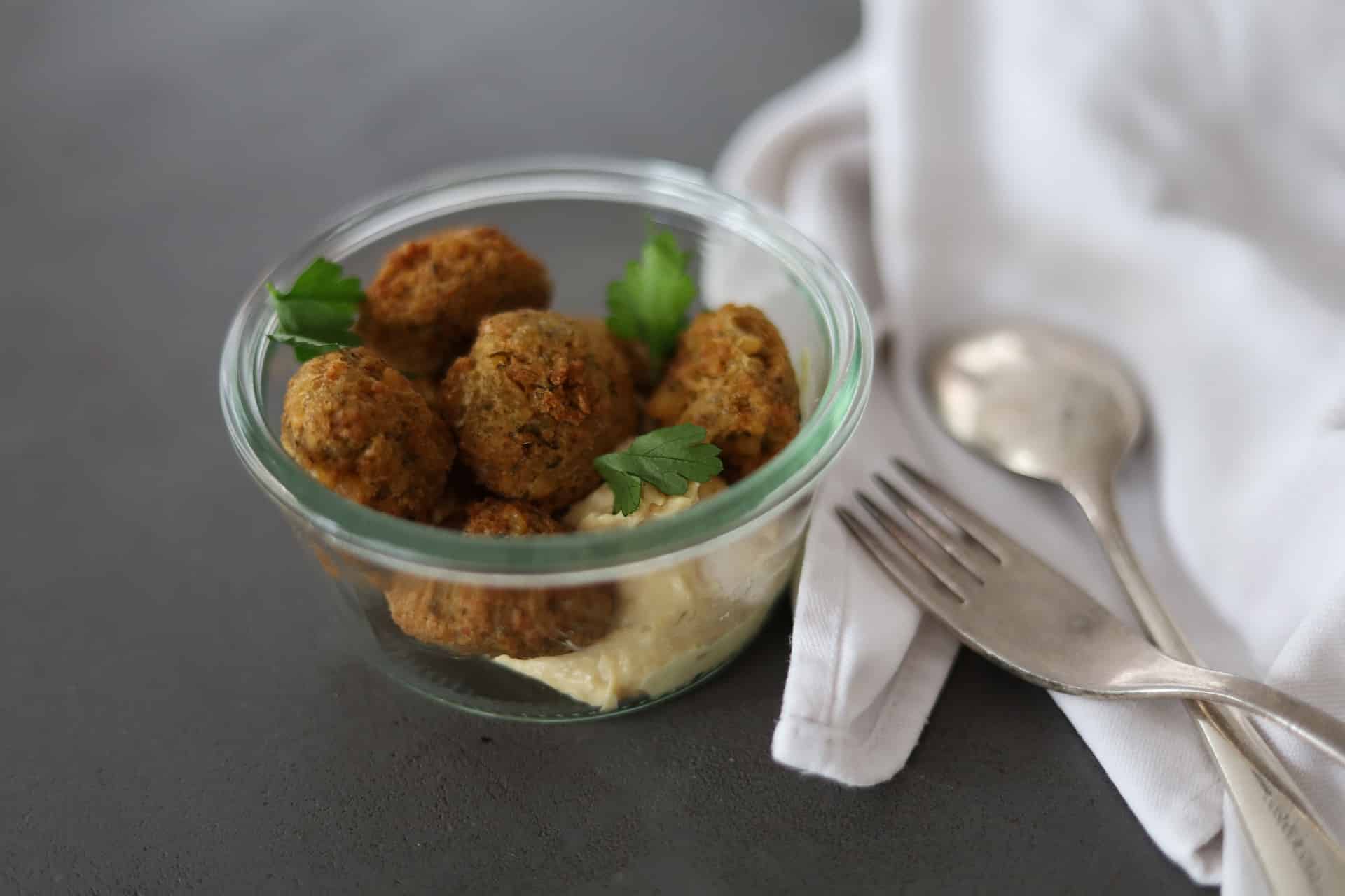 Falafels De Pois Cassés Au Four - Les épices Curieuses