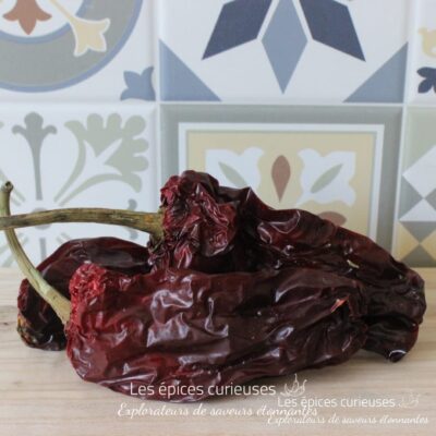 Piment Pimientos entier et séché - Les épices curieuses