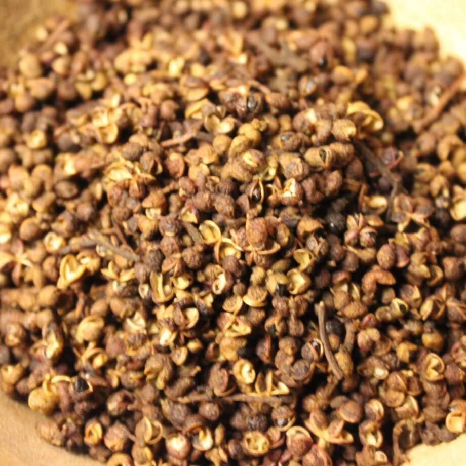 Poivre Mac Khen ou poivre des cîmes - Les épices curieuses