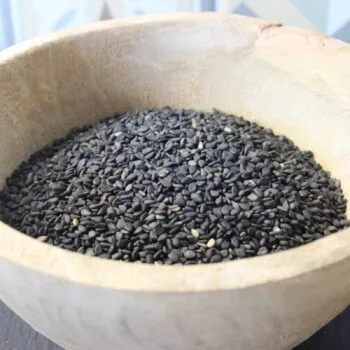 Sésame noir en grains - Les épices curieuses