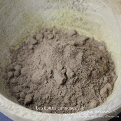 Assemblage Quatre épices - Les épices curieuses