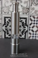 Moulin à sel et à poivre en acier affiné - utilisable d´une seule main - Les épices curieuses