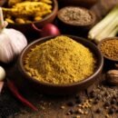 Assemblage Saucisse au curry - Les Épices Curieuses